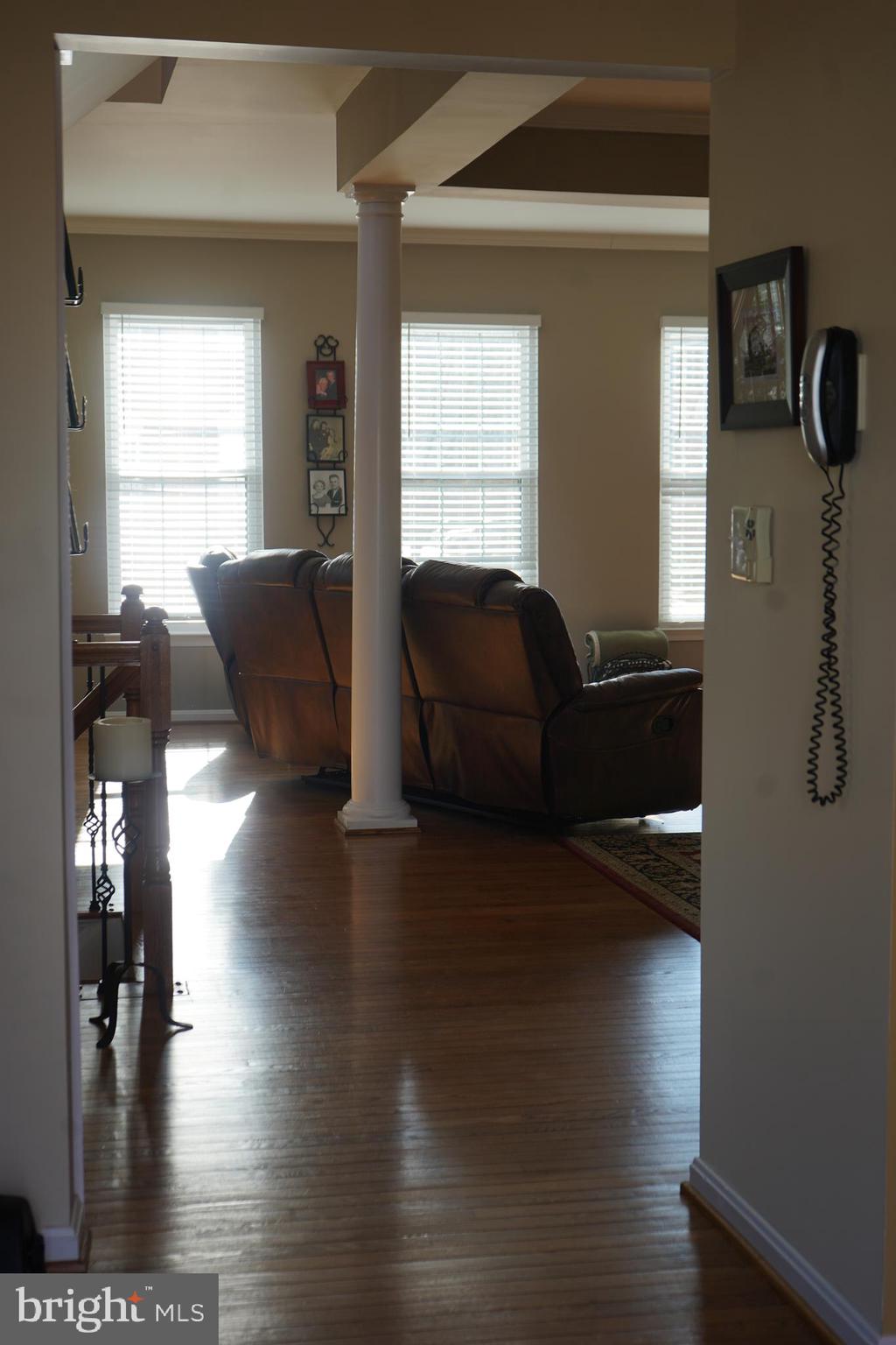 LOWES ISLAND - Residential