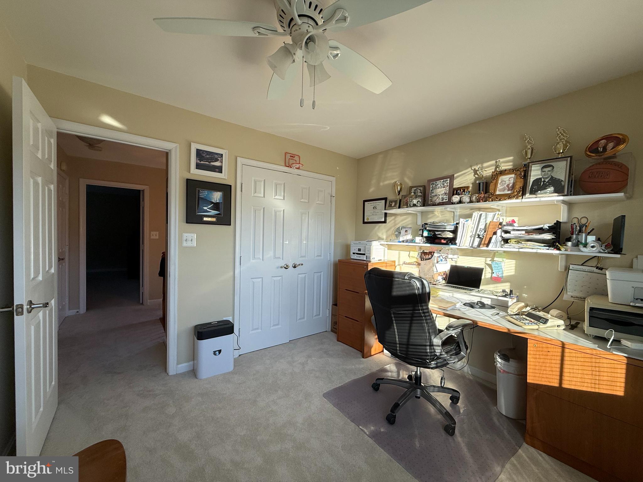 LOWES ISLAND - Residential