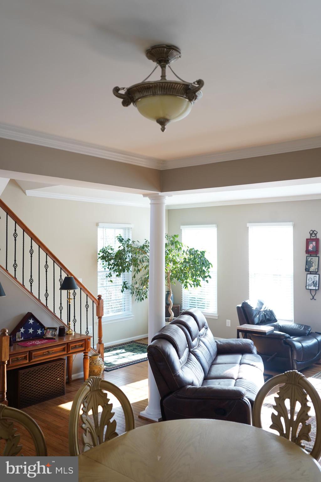 LOWES ISLAND - Residential