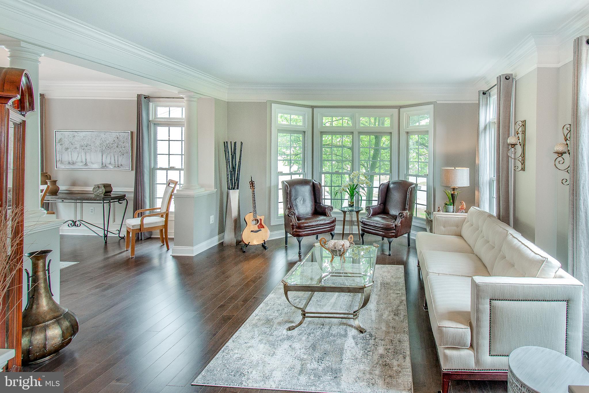 WALNEY OAKS - Residential