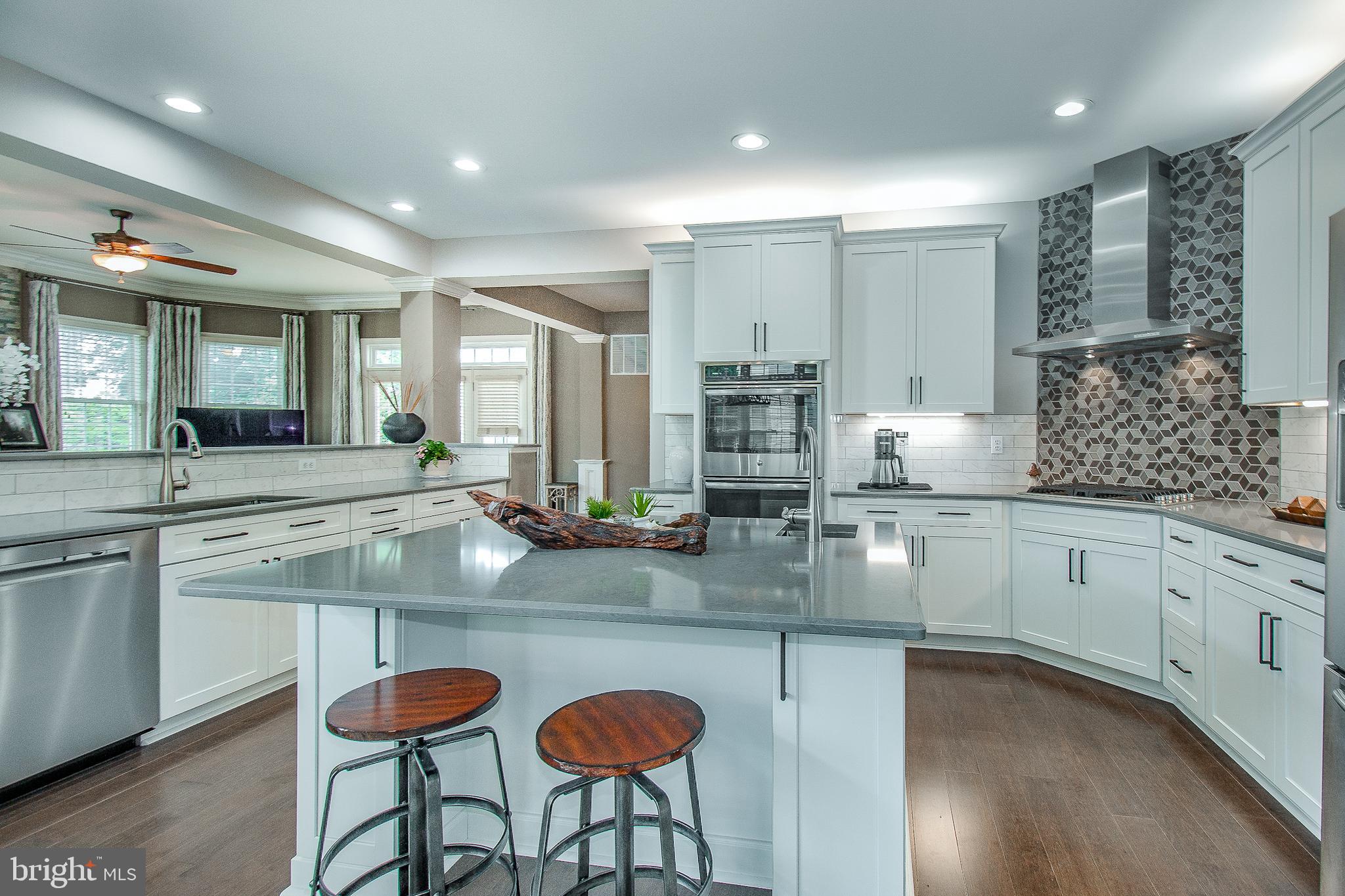 WALNEY OAKS - Residential