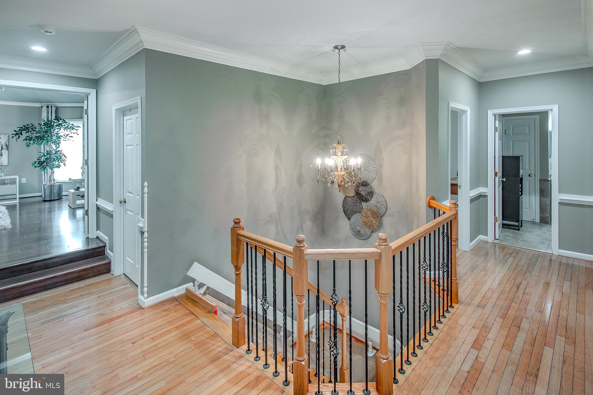 WALNEY OAKS - Residential