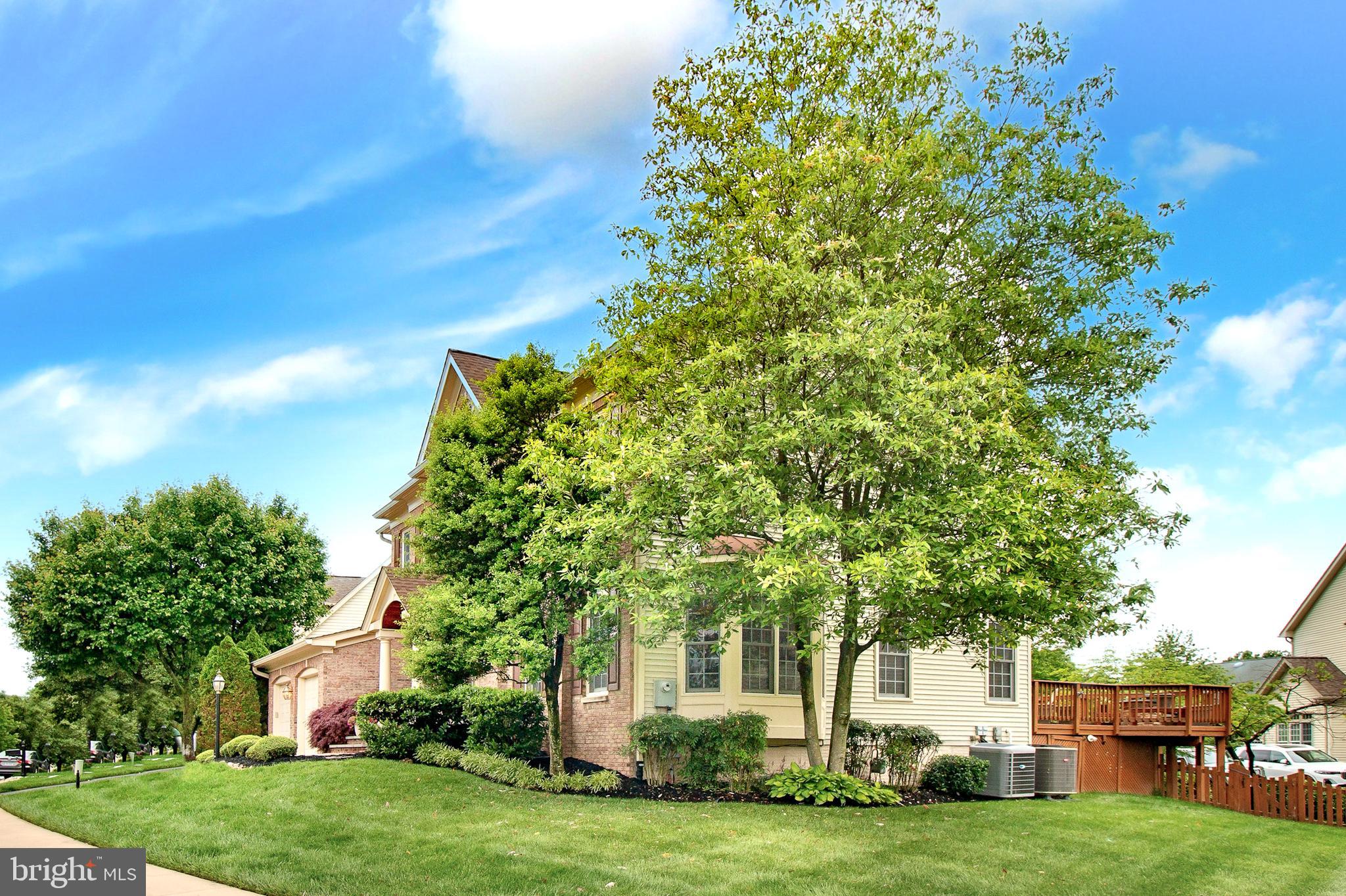 WALNEY OAKS - Residential