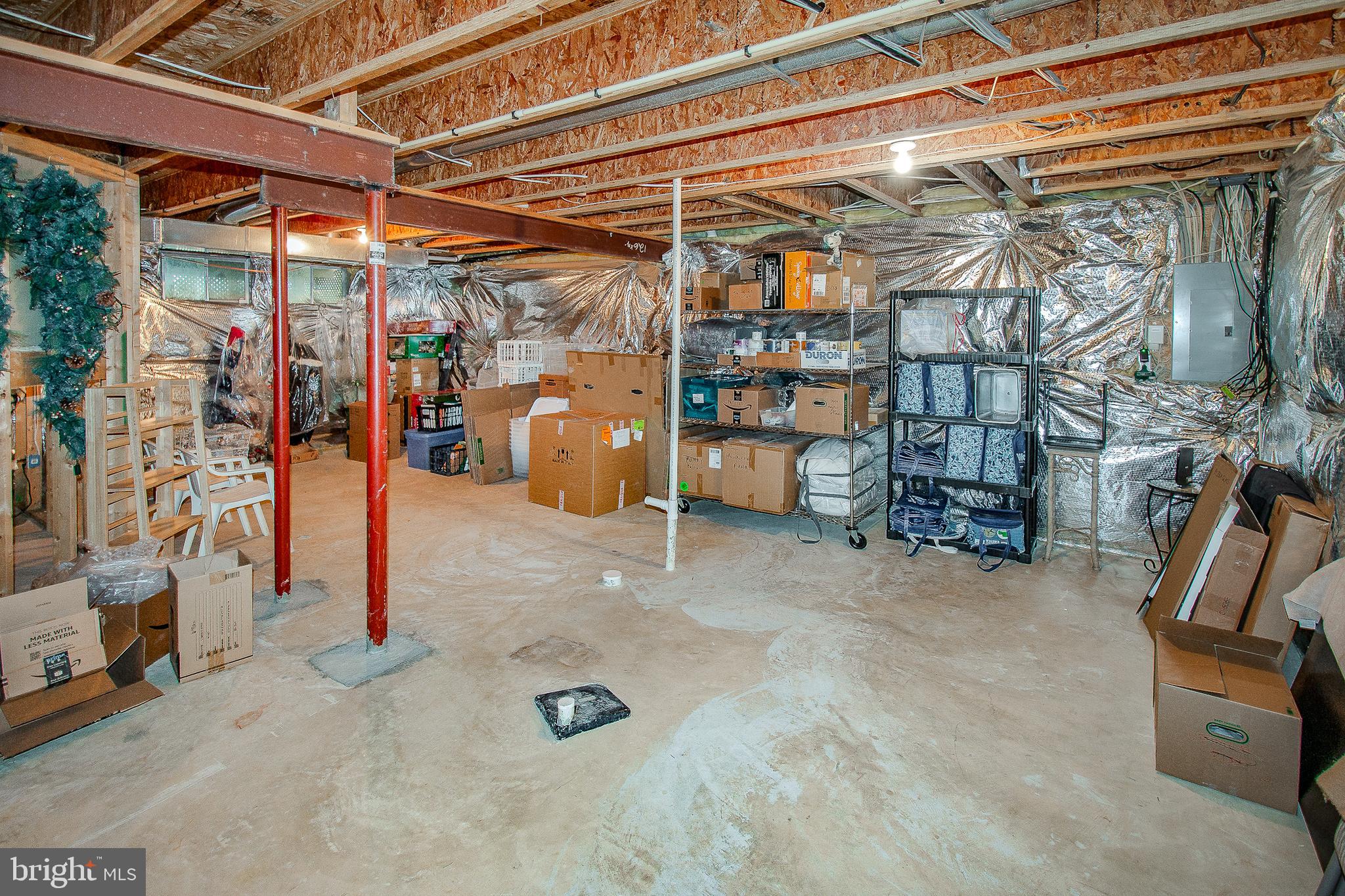 WALNEY OAKS - Residential