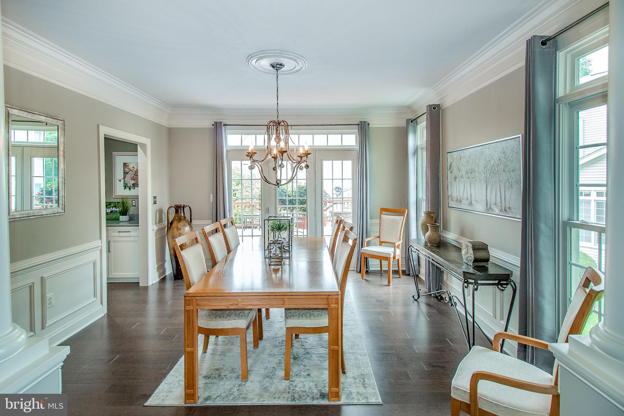 WALNEY OAKS - Residential