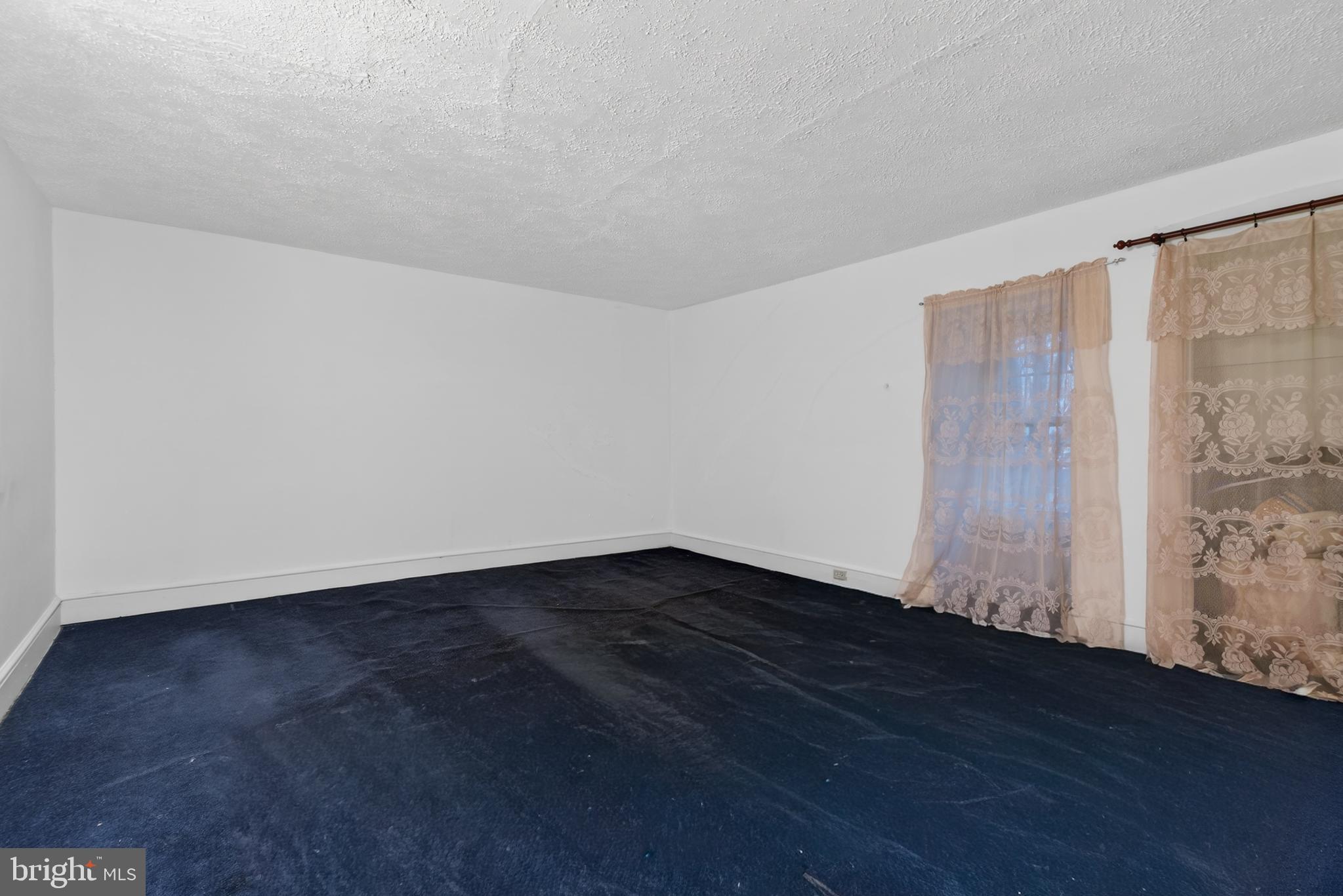 LANCASTER EAST END - Residential