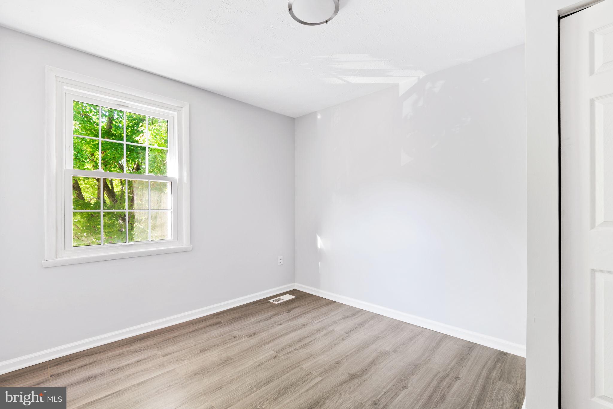 WESTHAMPTON TOWNHOUSES P - Residential