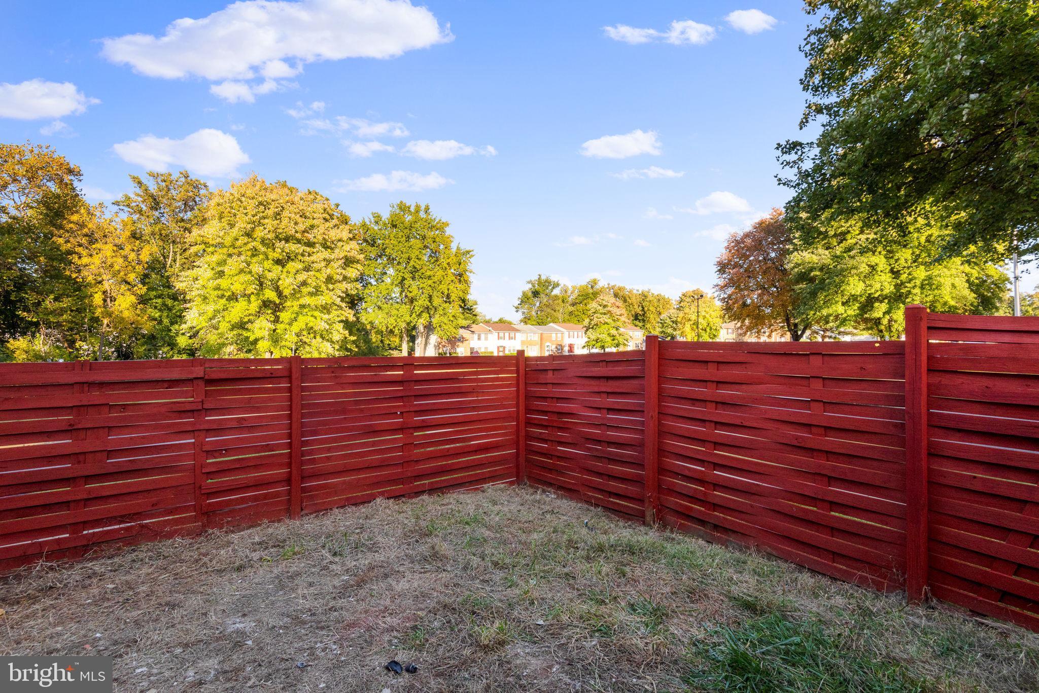 WESTHAMPTON TOWNHOUSES P - Residential