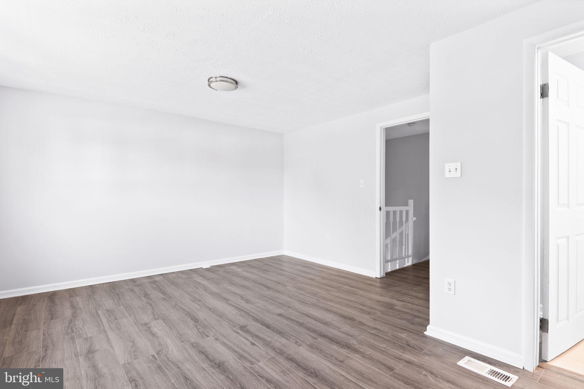 WESTHAMPTON TOWNHOUSES P - Residential