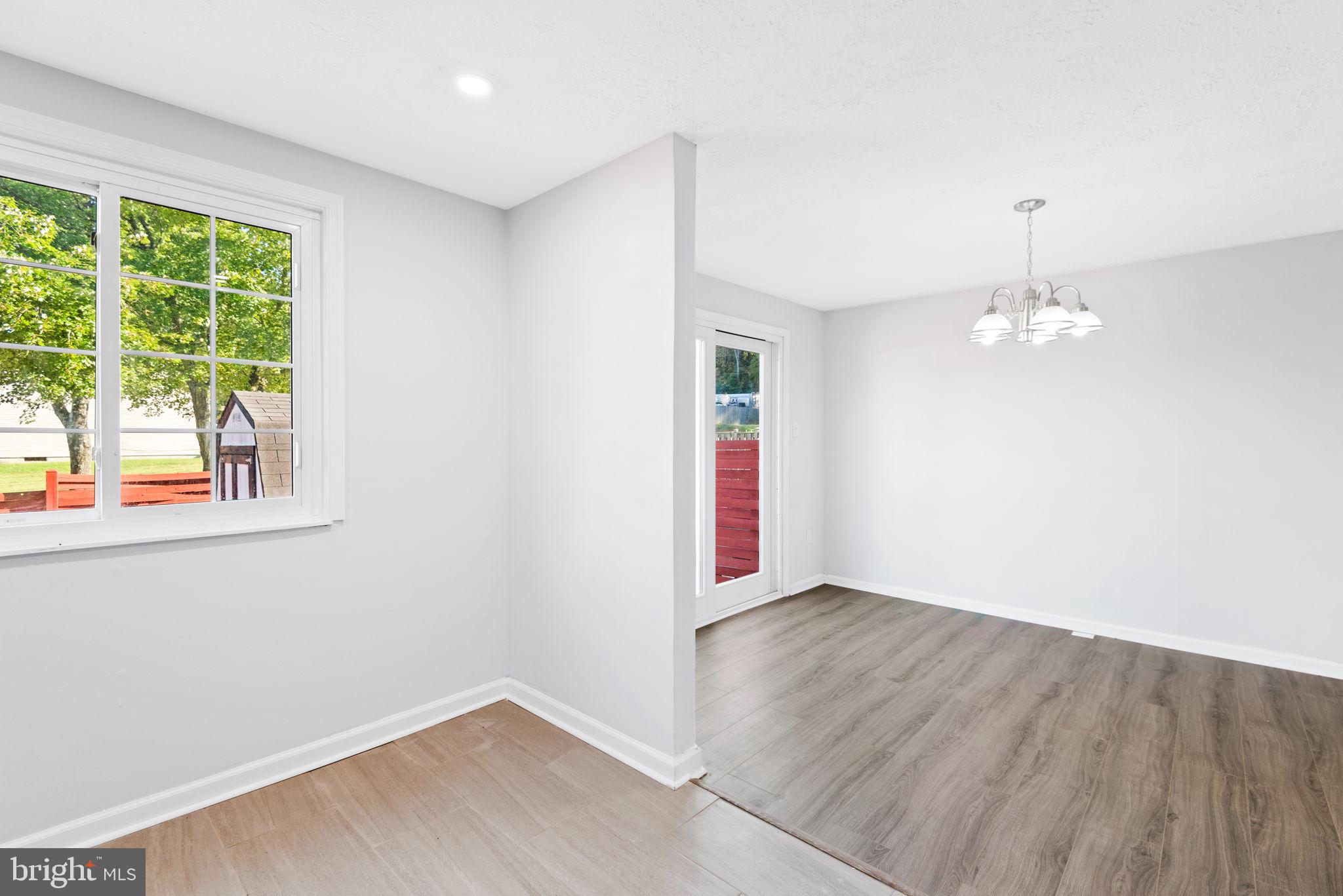 WESTHAMPTON TOWNHOUSES P - Residential