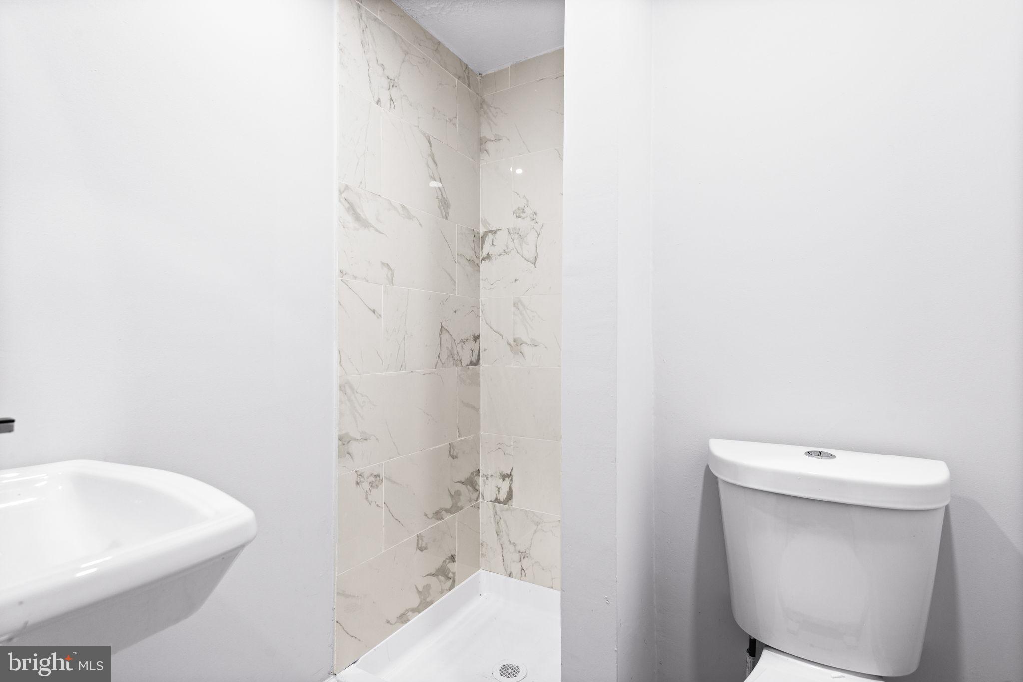 WESTHAMPTON TOWNHOUSES P - Residential