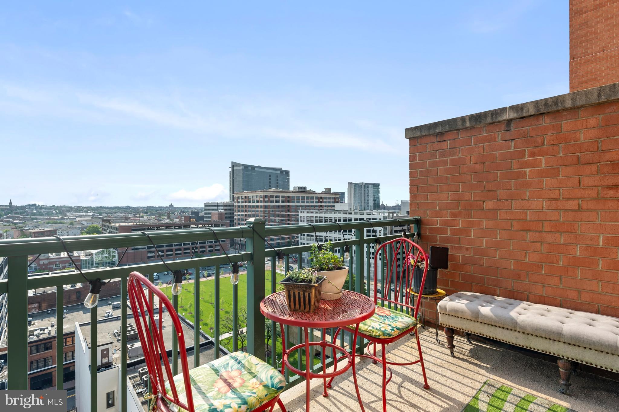 INNER HARBOR - Residential