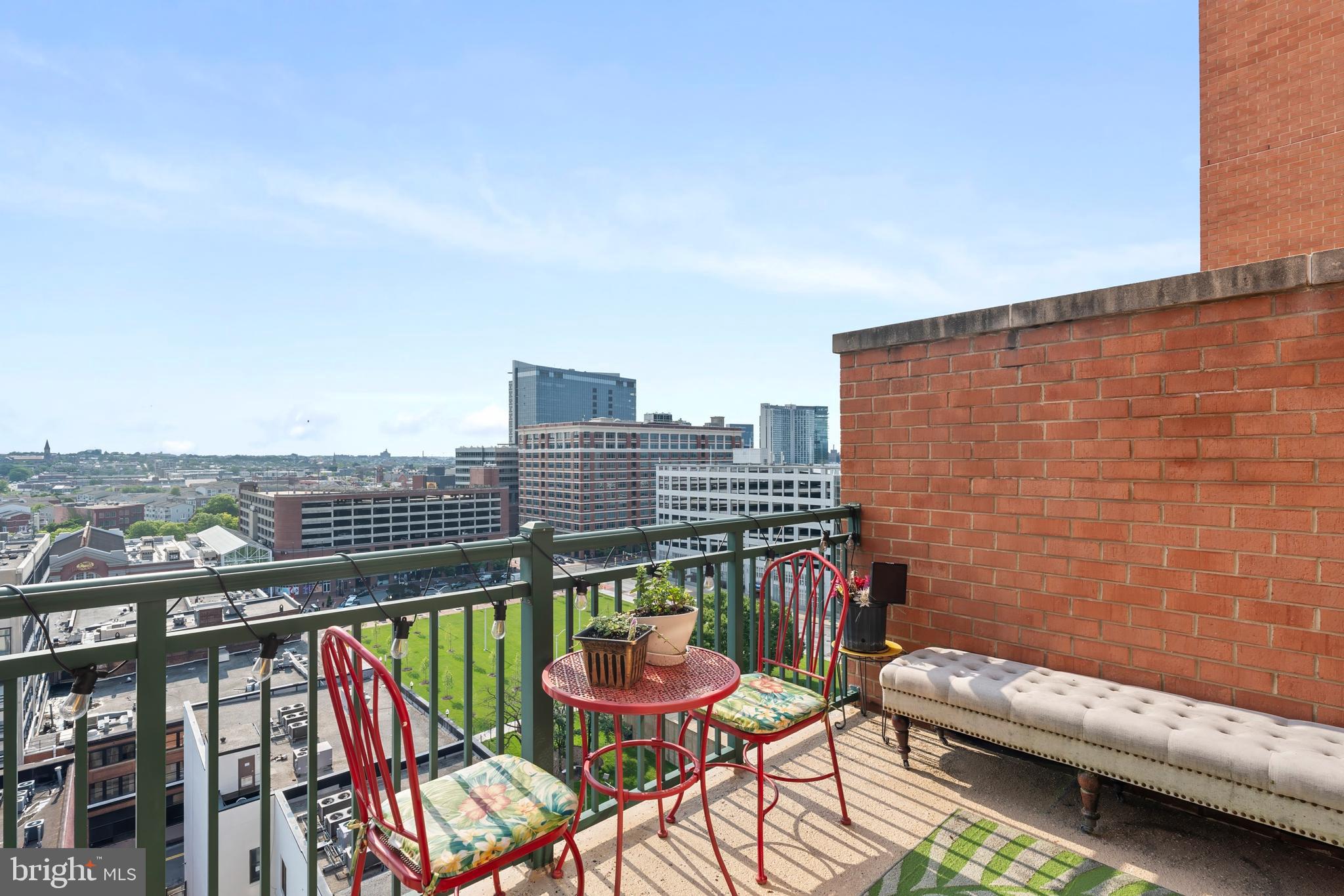 INNER HARBOR - Residential