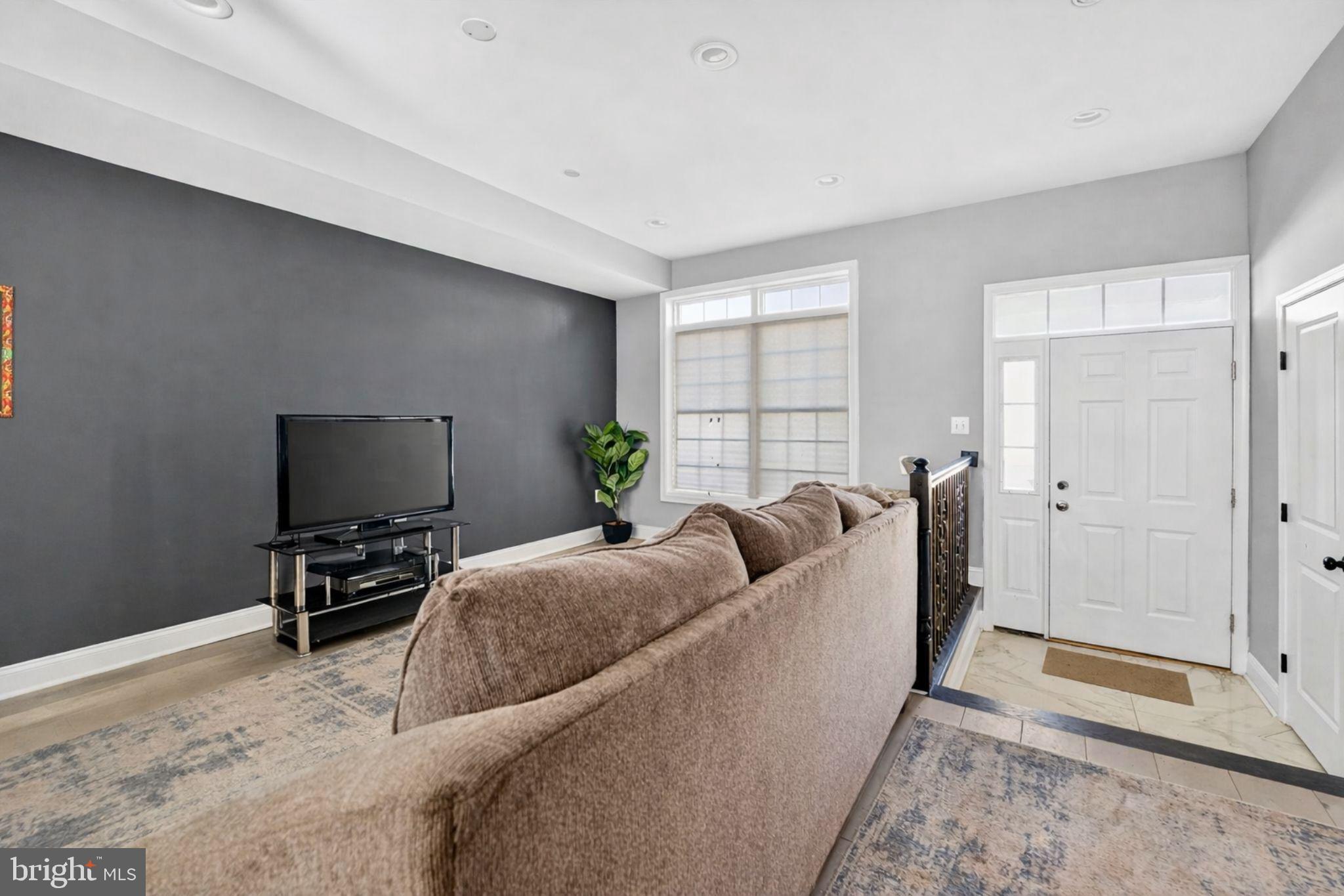 PARK HEIGHTS - Residential