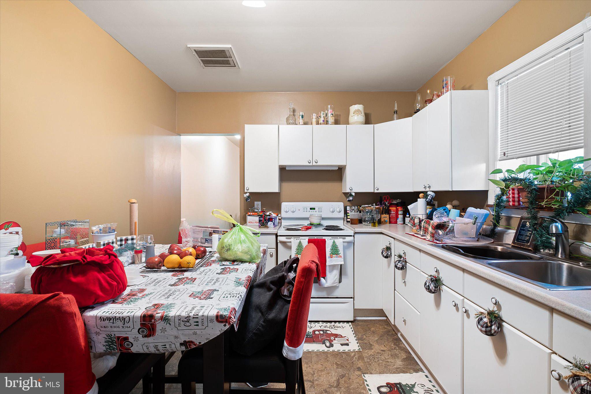 HEDGEVILLE - Residential Income