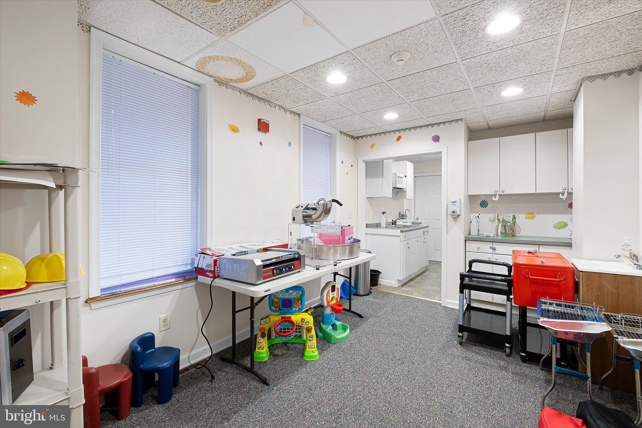 HEDGEVILLE - Residential Income