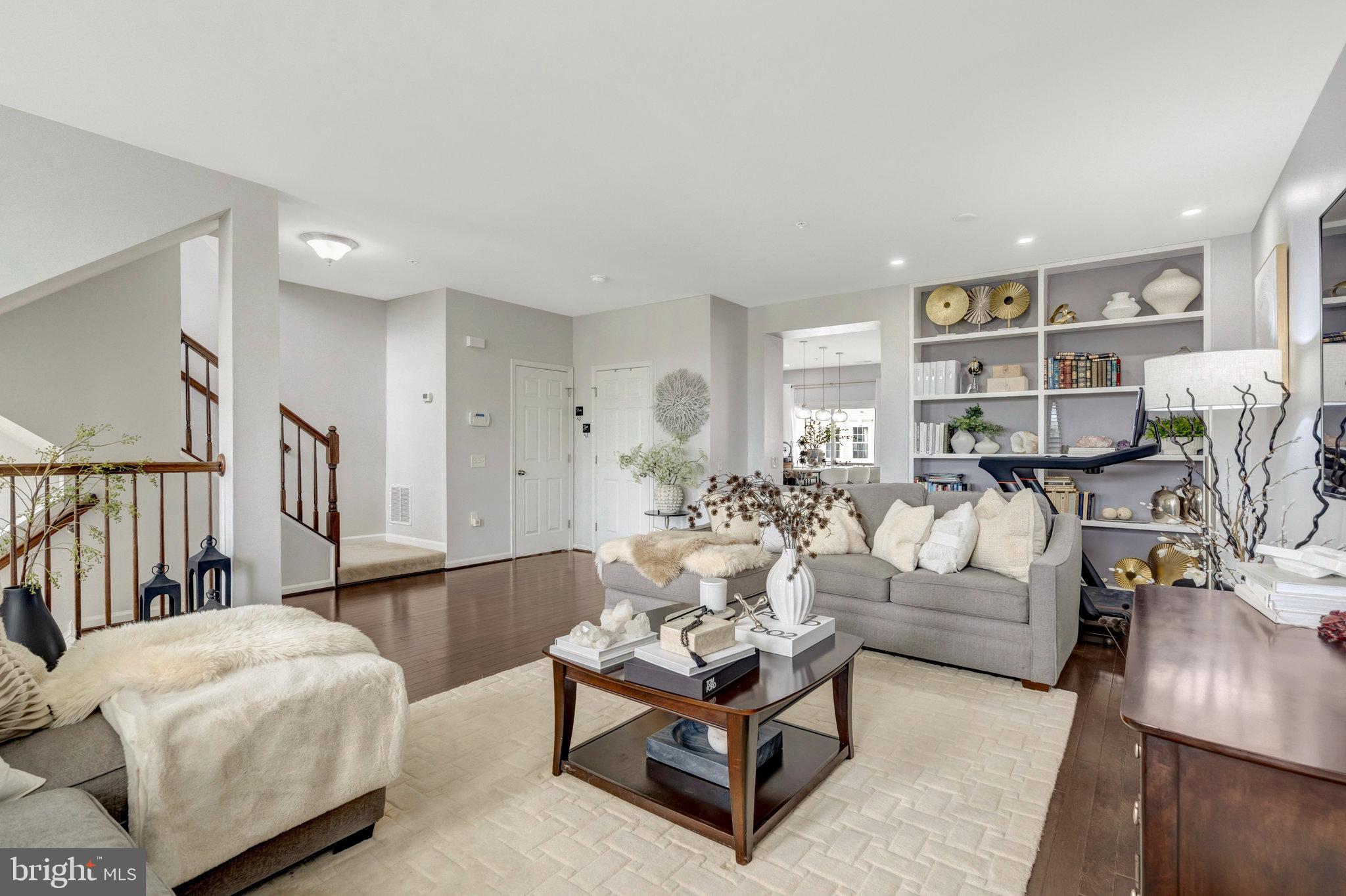 EAST GATE CONDOMINIUMS - Residential