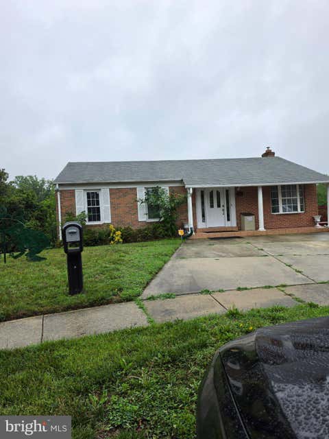 Homes For Sale - 1422 Fernhill Court<br/> DISTRICT HEIGHTS, MD 20747