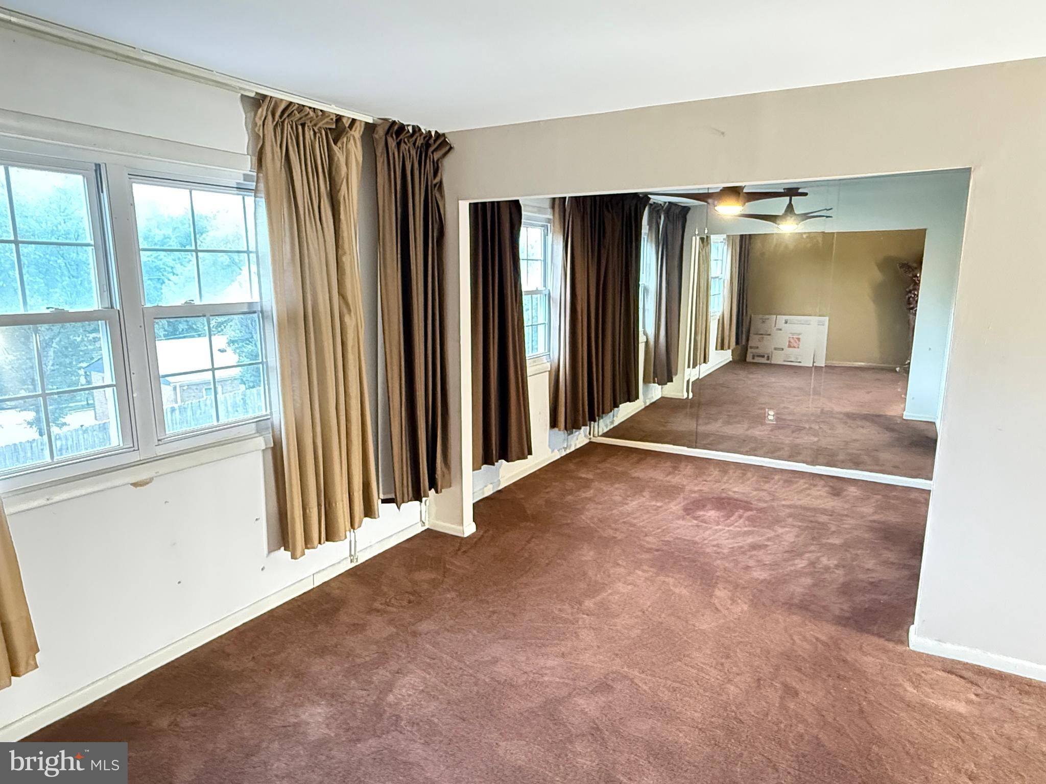 1422 FERNHILL COURT