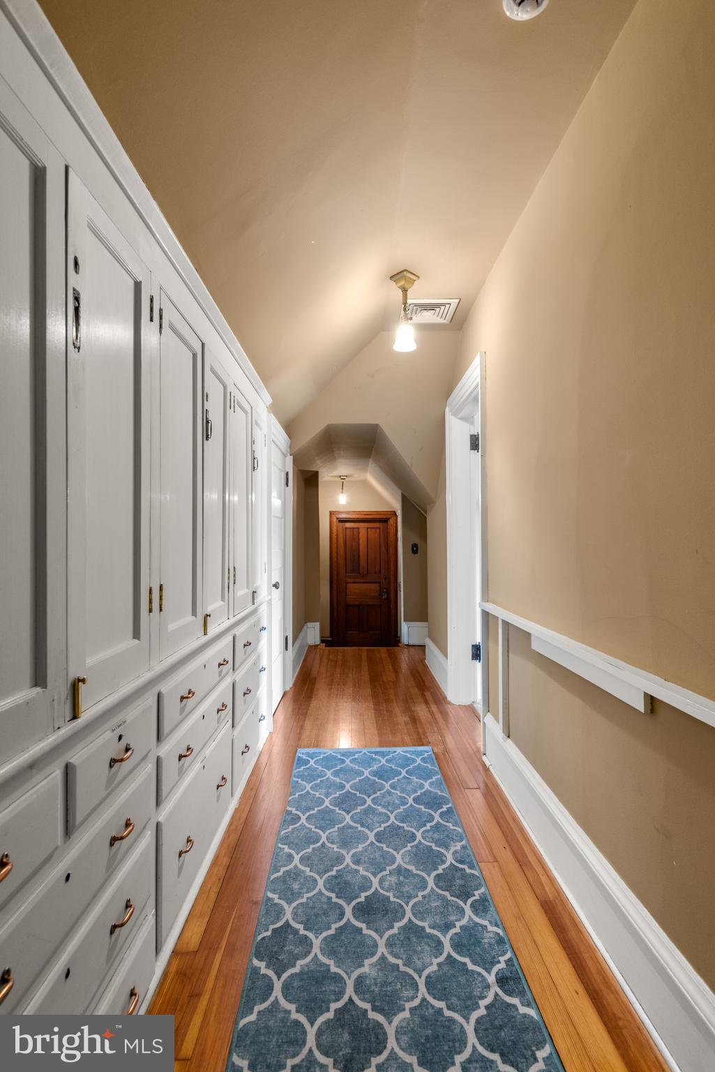 HOLLY HILL - Residential