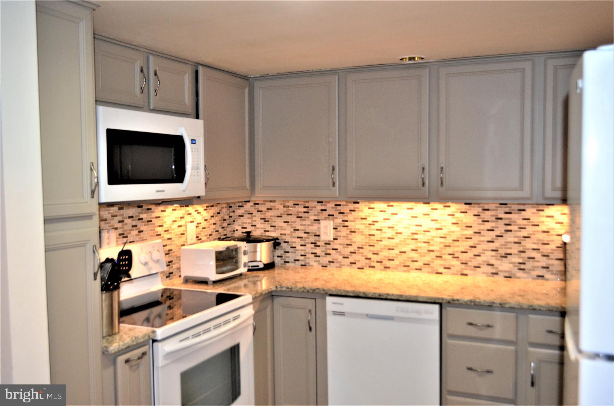 SCHOOLHOUSE - Residential