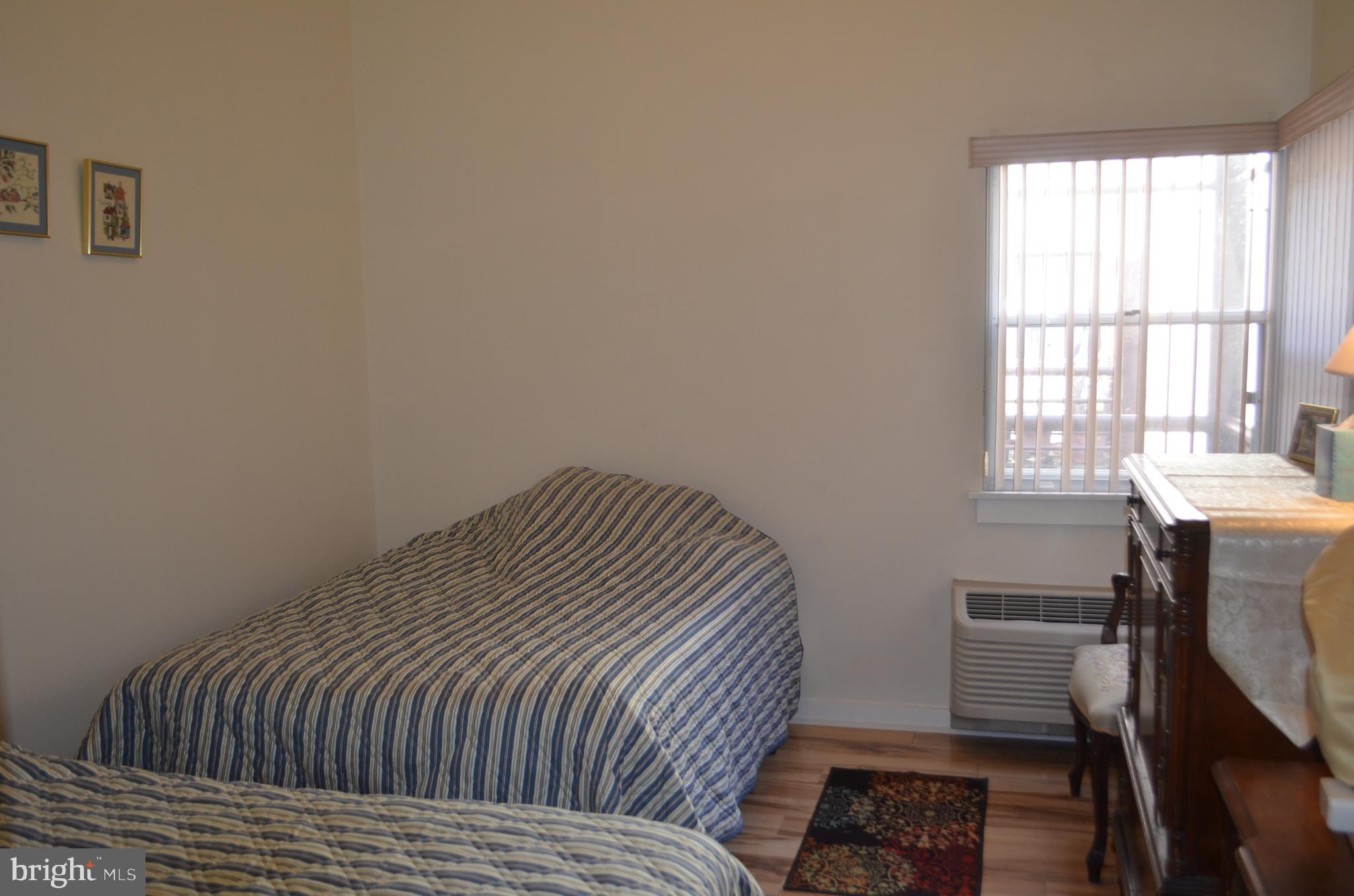 SCHOOLHOUSE - Residential