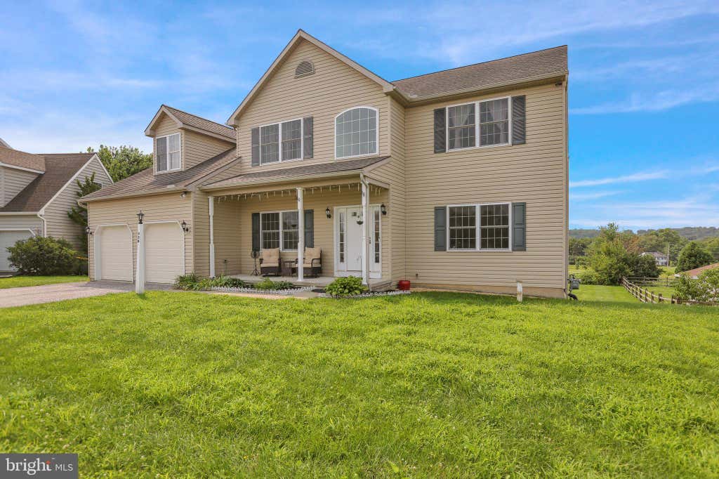 Photo of 338 Darlington Court, LANCASTER, PA 17601 (MLS # PALA2093756)