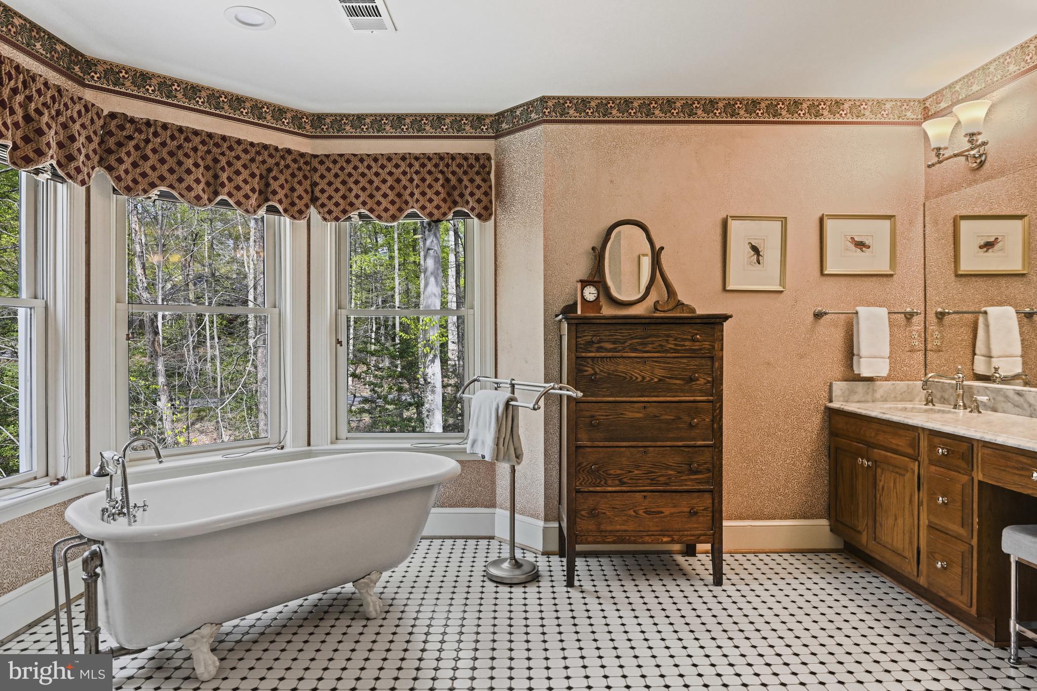 RIVER BEND ESTATES - Residential