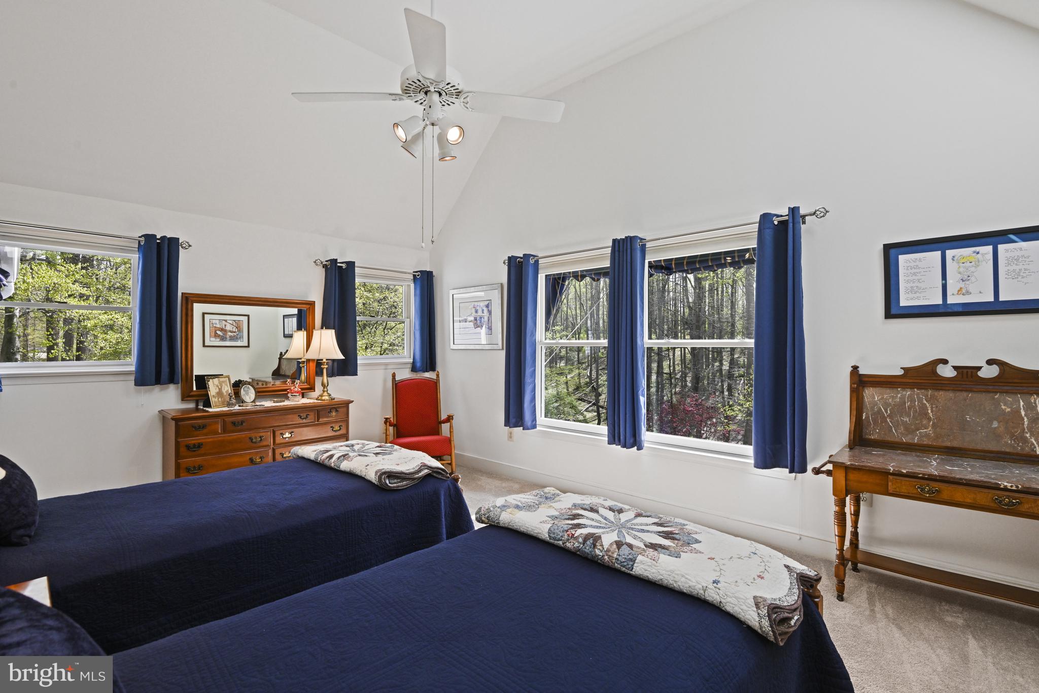 RIVER BEND ESTATES - Residential