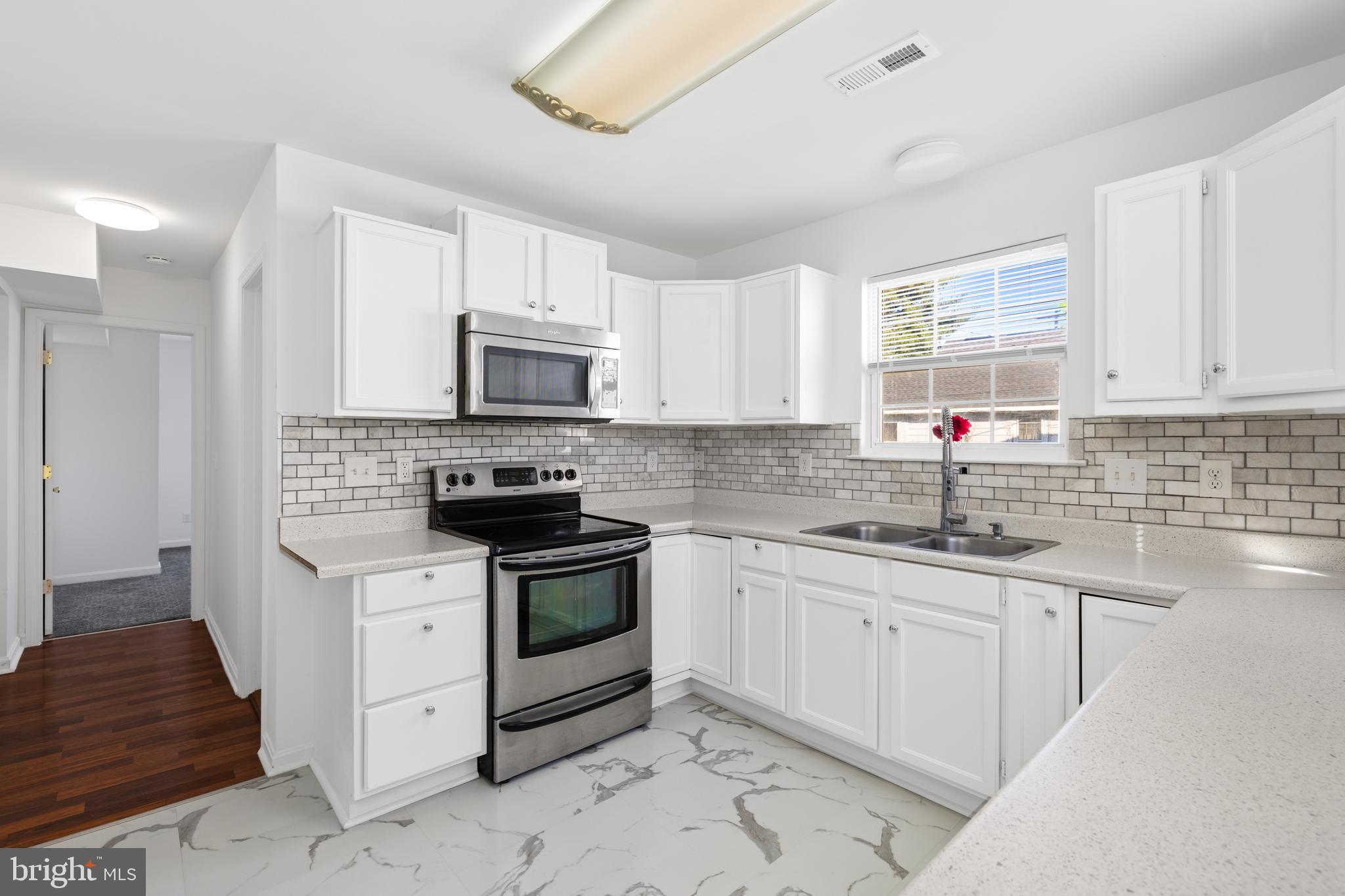 SYLVANIA HEIGHTS - Residential