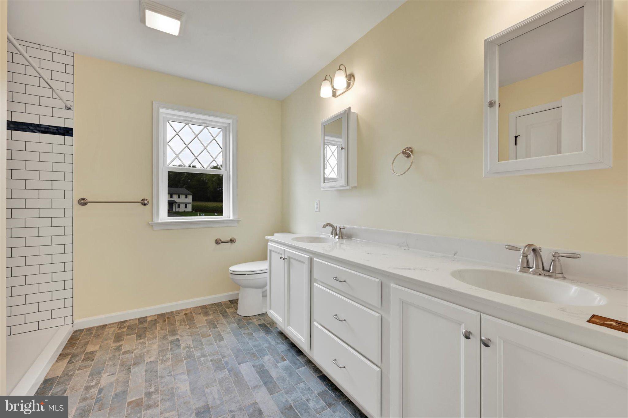 THE ESTATES OF MOHLER RUN - Residential