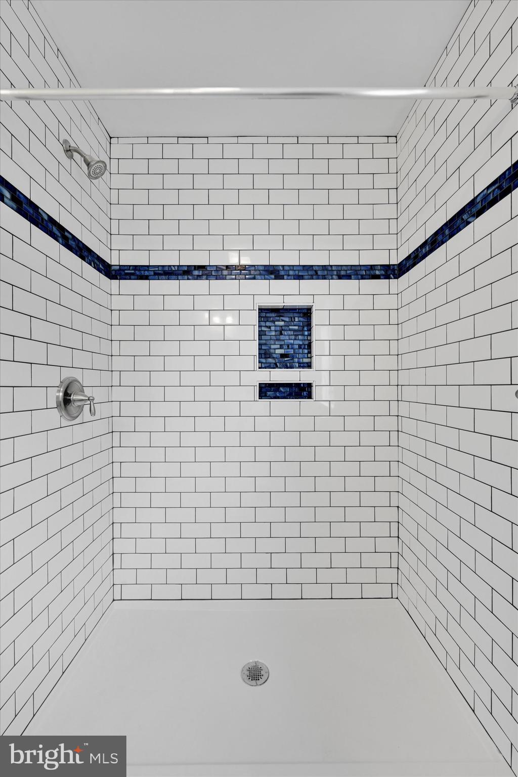 THE ESTATES OF MOHLER RUN - Residential