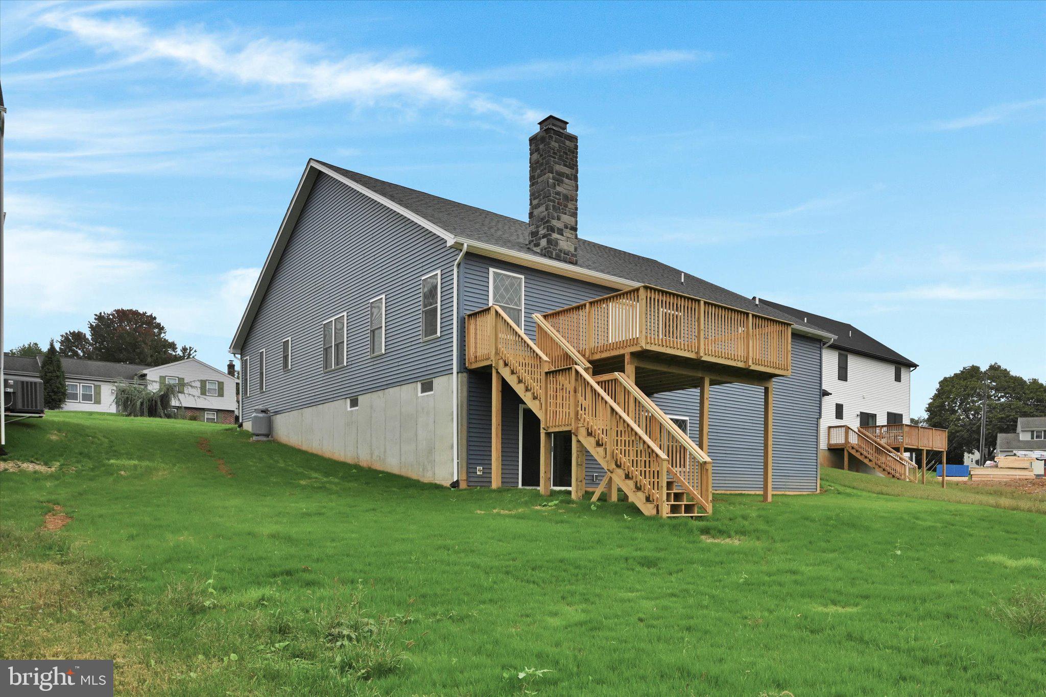 THE ESTATES OF MOHLER RUN - Residential