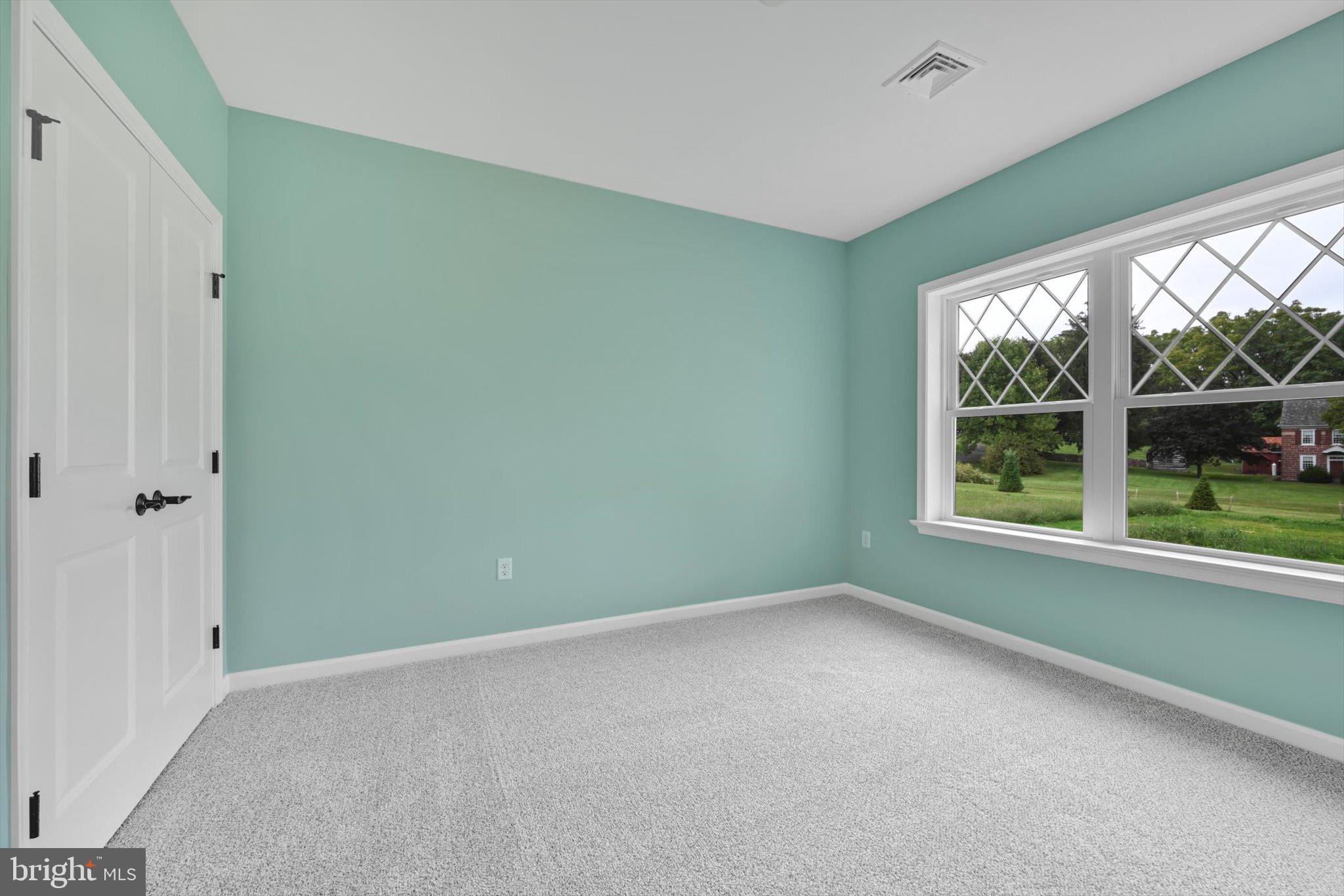 THE ESTATES OF MOHLER RUN - Residential