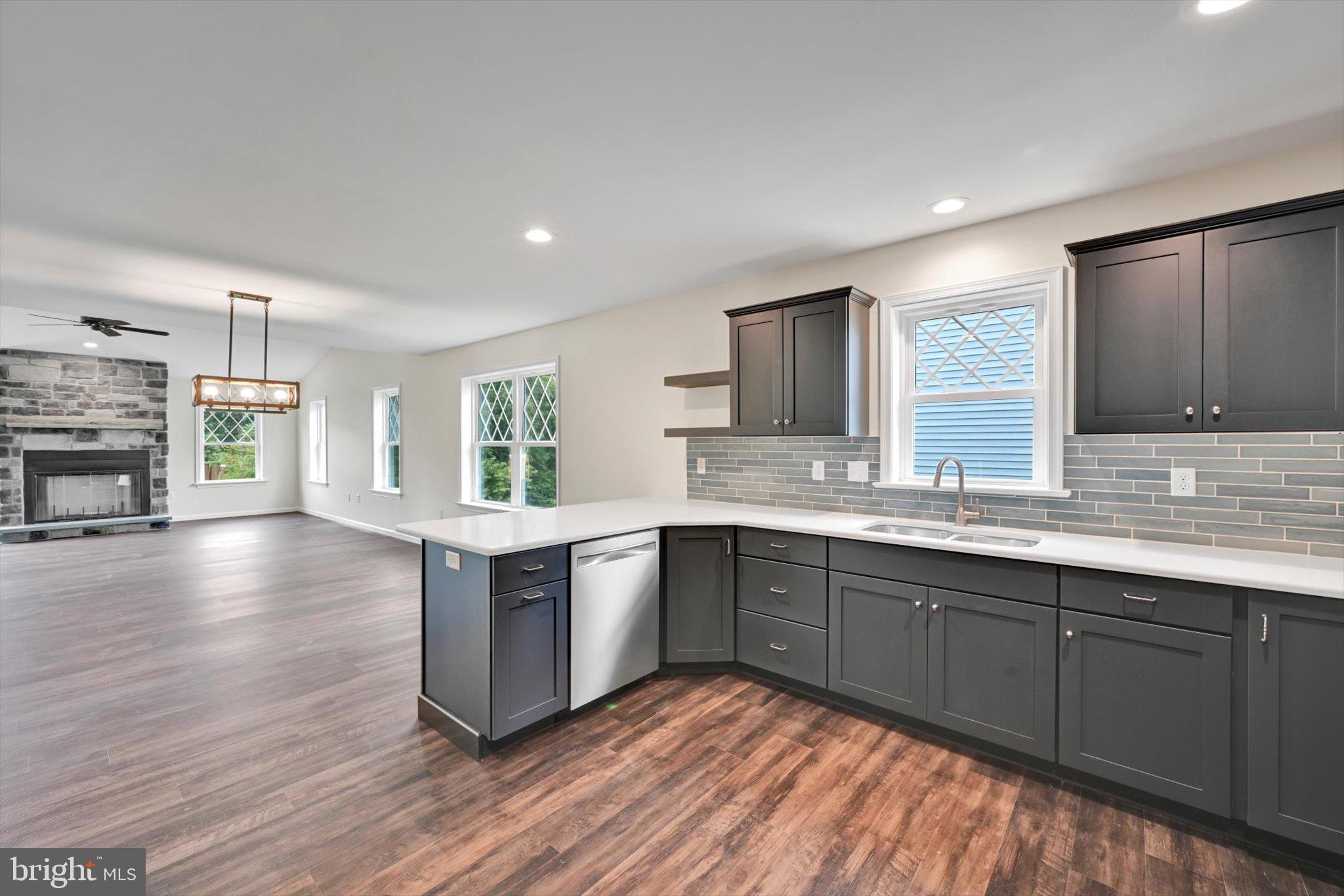 THE ESTATES OF MOHLER RUN - Residential