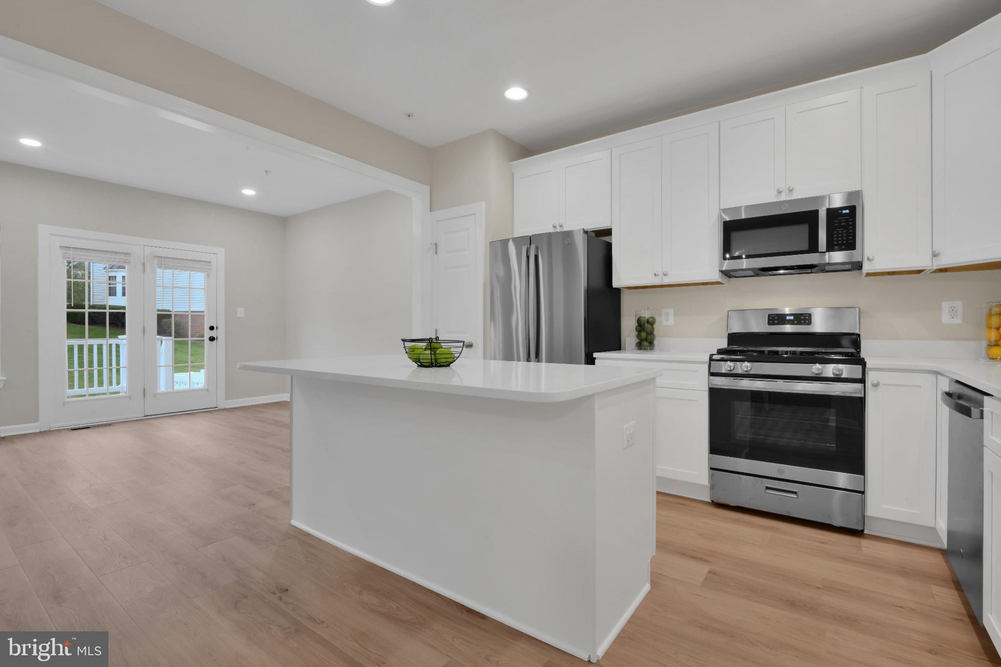 9621 ATTERBURY LANE