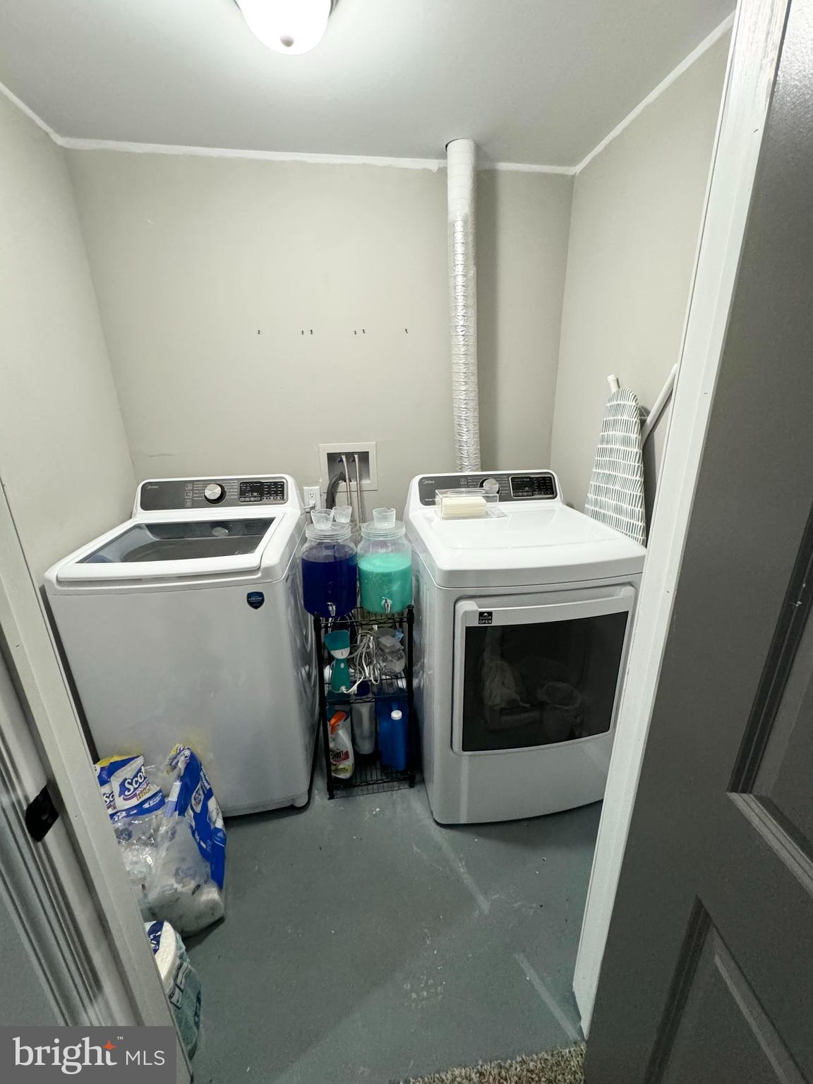 CAMP SPRINGS - Residential