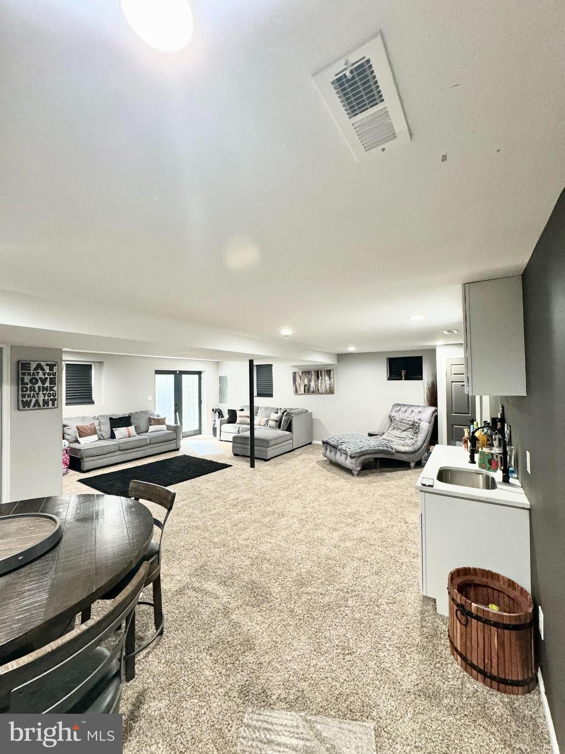 CAMP SPRINGS - Residential