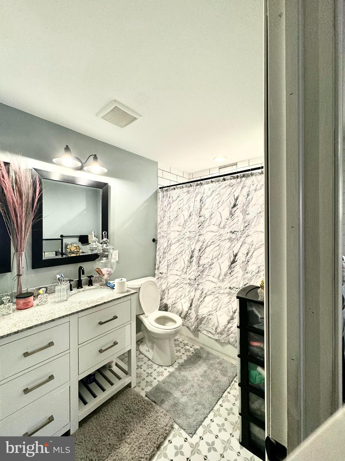 CAMP SPRINGS - Residential