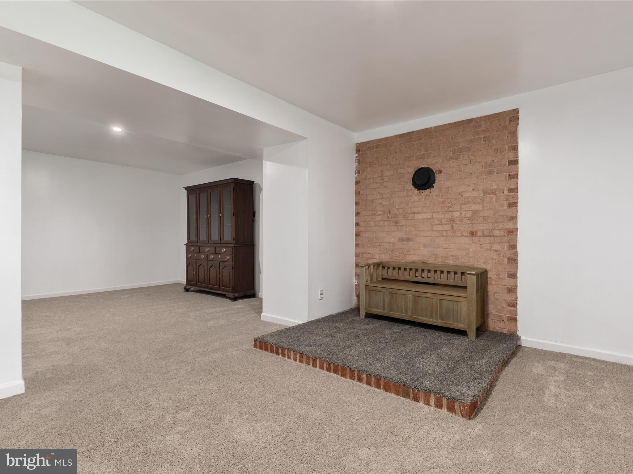 MARLOWE COUNTRY ESTATES - Residential