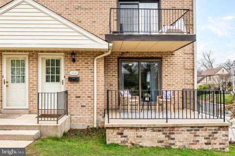 Condo For Sale - 312 Windsor Avenue #312-B<br/> Montgomery County, NARBERTH, PA 19072
