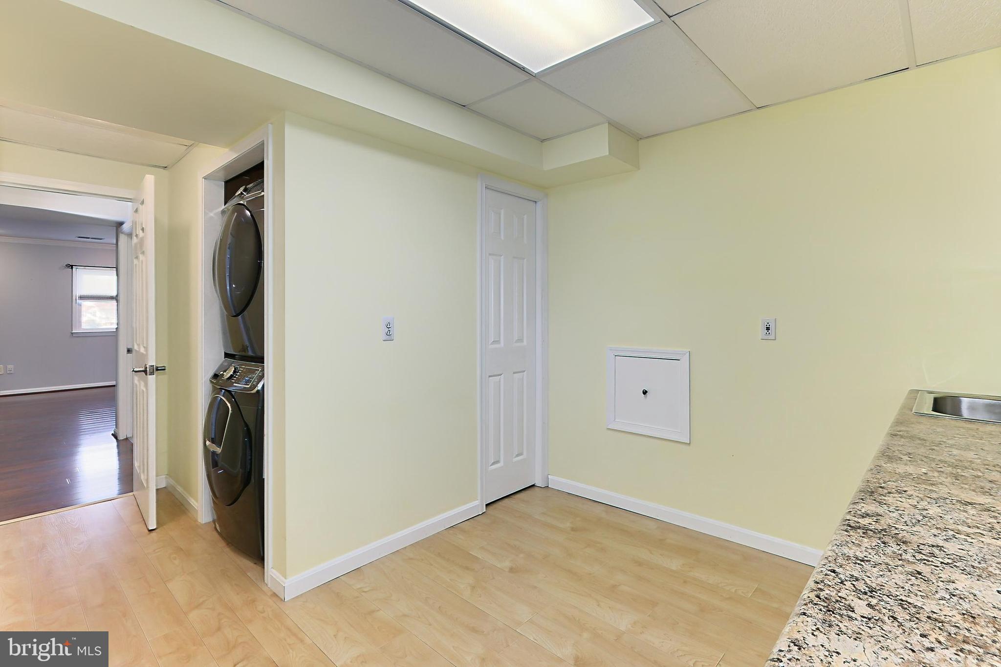 ORANGE HUNT ESTATES WEST - Residential