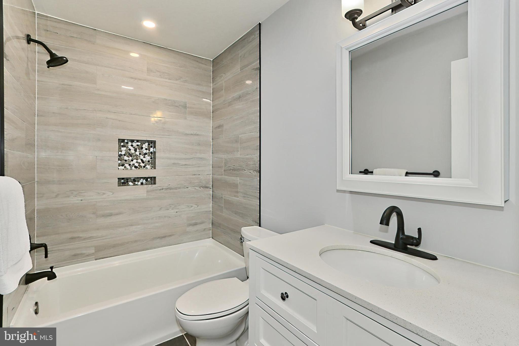 ORANGE HUNT ESTATES WEST - Residential