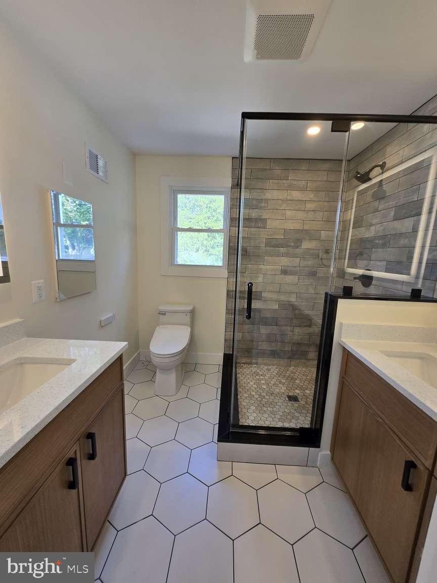 2949 ROSEMARY LANE