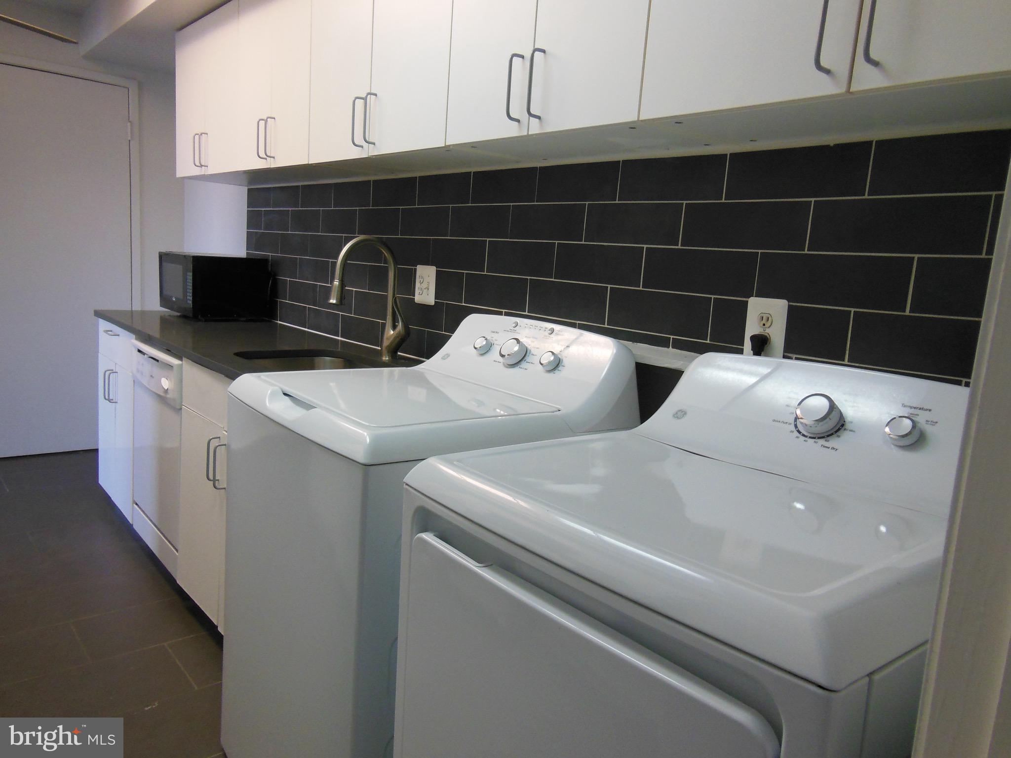 PINES CONDO 02 - Residential Lease