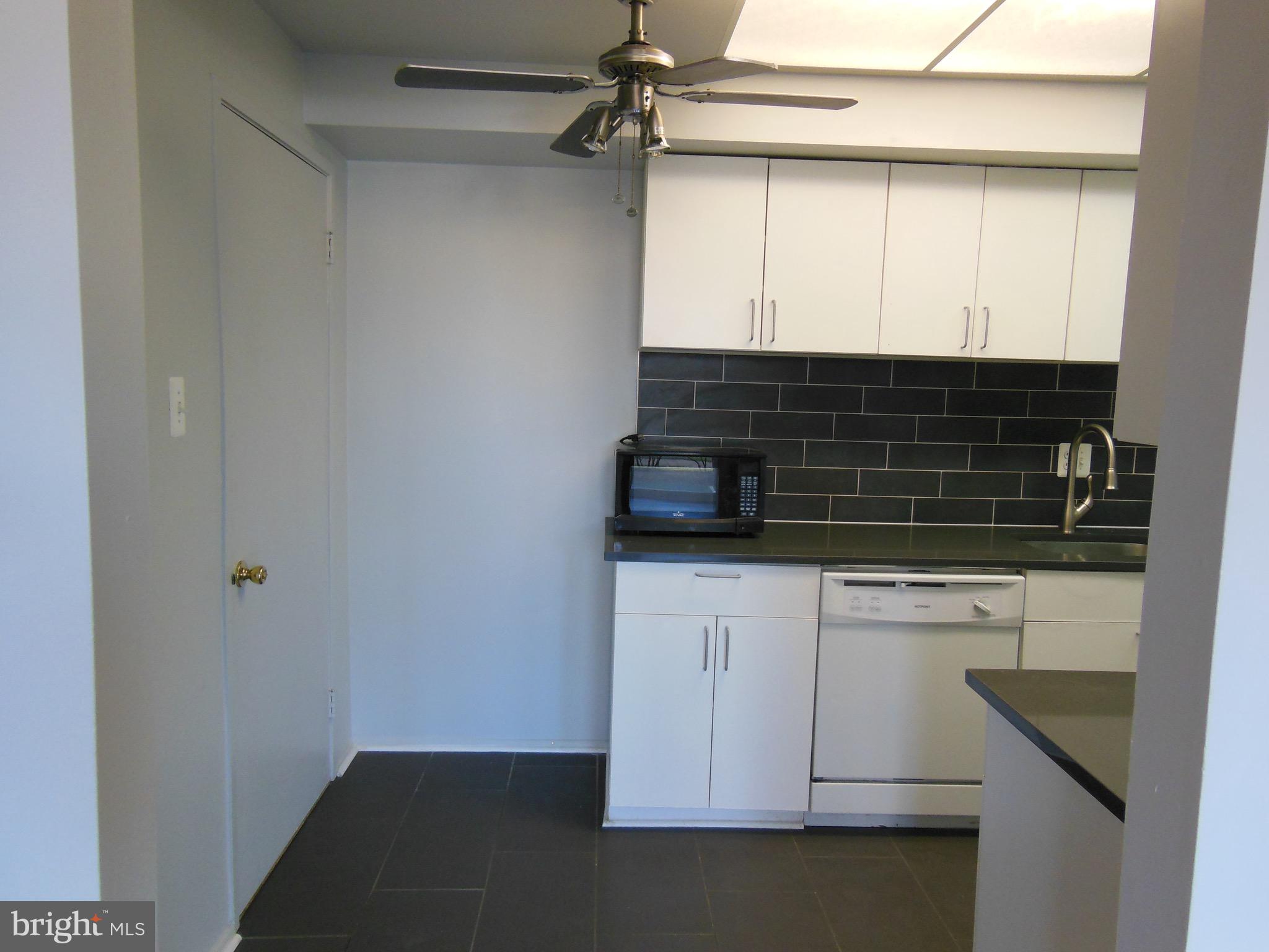 PINES CONDO 02 - Residential Lease