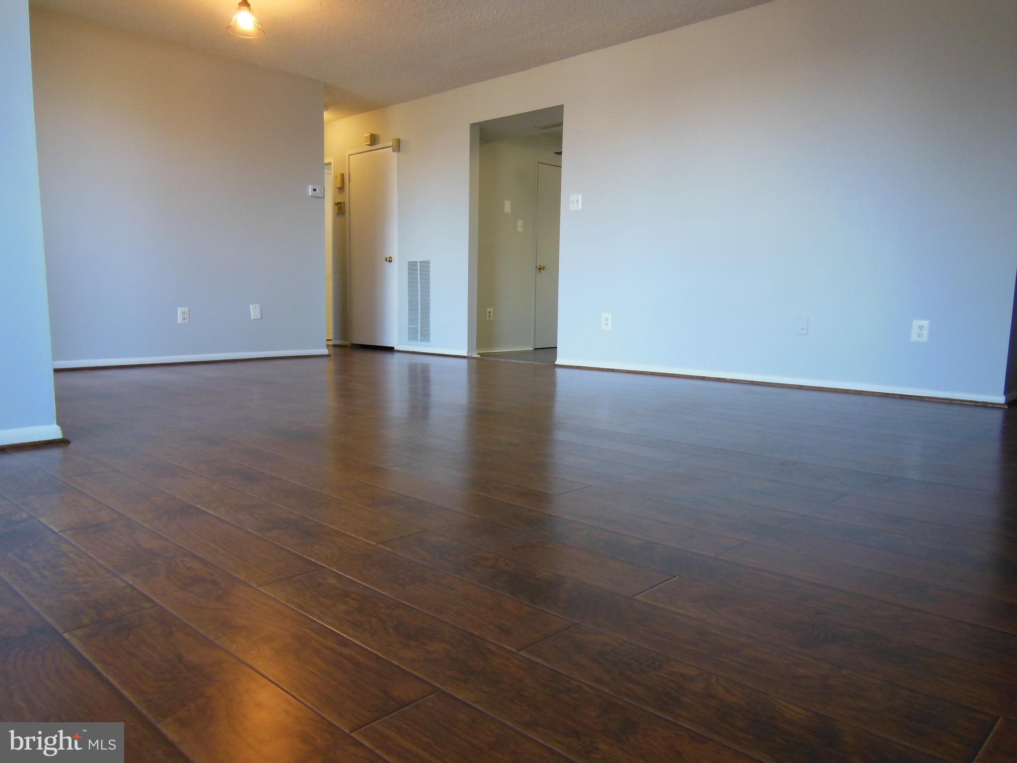 PINES CONDO 02 - Residential Lease