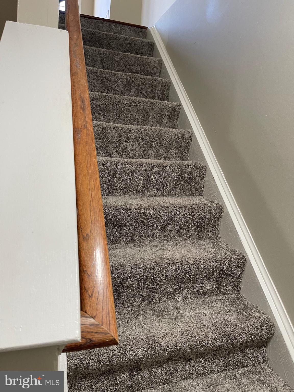 SOMERSET - Residential Lease