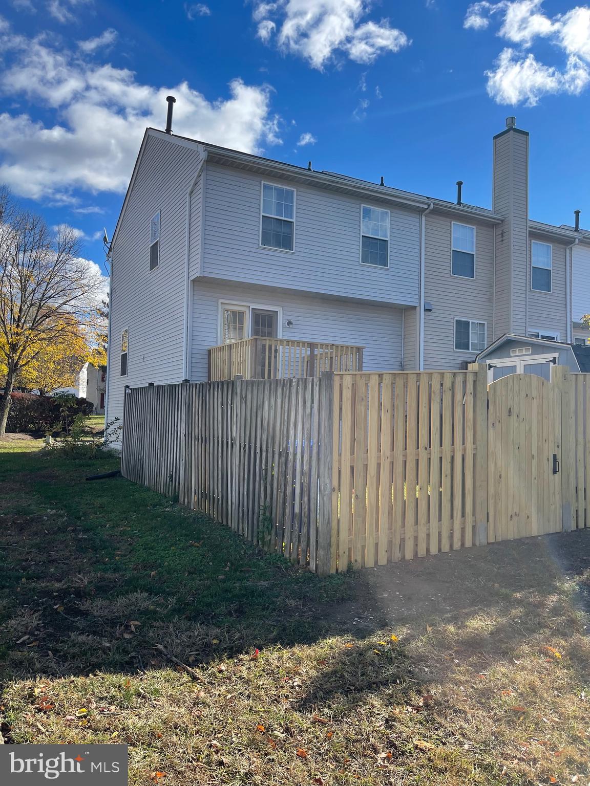 SOMERSET - Residential Lease