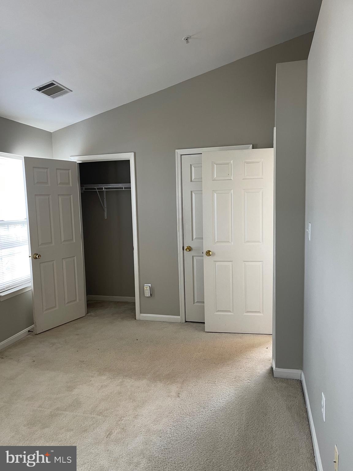 SOMERSET - Residential Lease